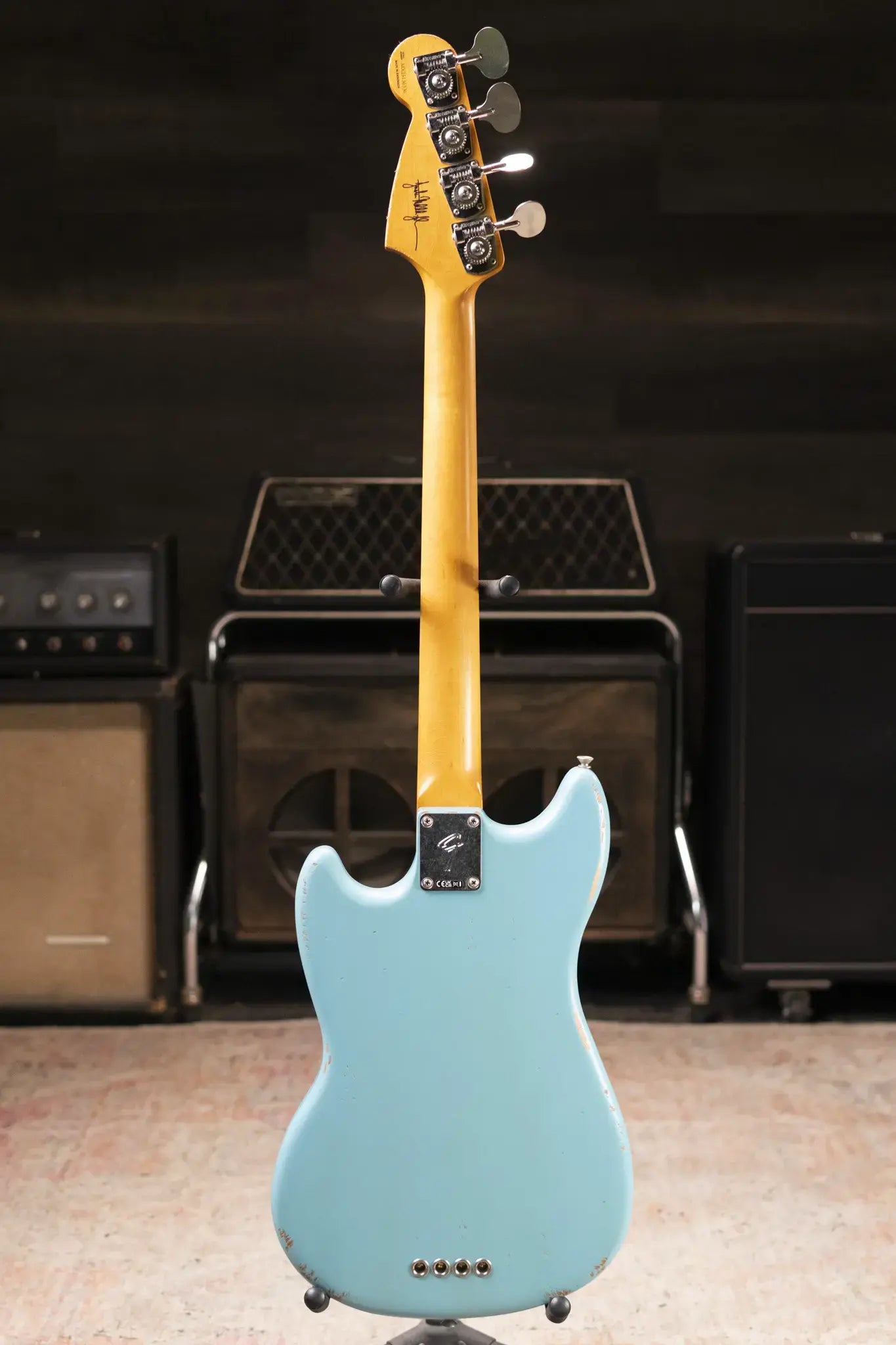 Fender JMJ Road Worn Mustang Bass - Faded Daphne Blue with Gig Bag