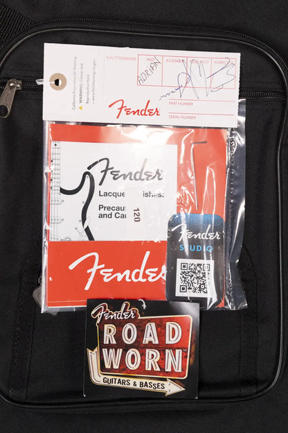 Fender JMJ Road Worn Mustang Bass - Faded Daphne Blue with Gig Bag