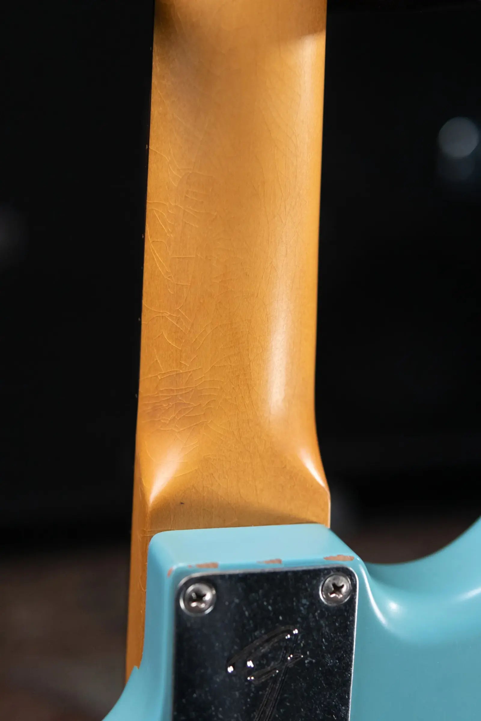 Fender JMJ Road Worn Mustang Bass - Faded Daphne Blue with Gig Bag