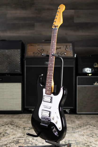 Fender Limited Edition 50th Anniversary Dave Murray Stratocaster Electric Guitar - Black with Gig Bag