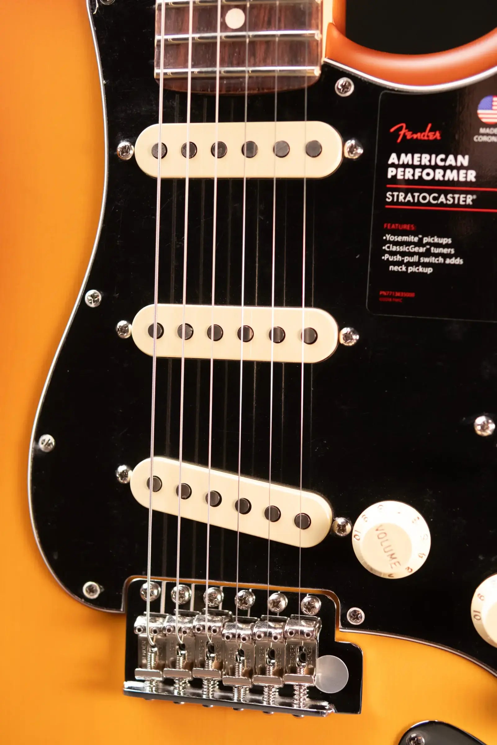 Fender Limited Edition American Performer Timber Stratocaster Electric Guitar - Honey Burst with Deluxe Gig Bag
