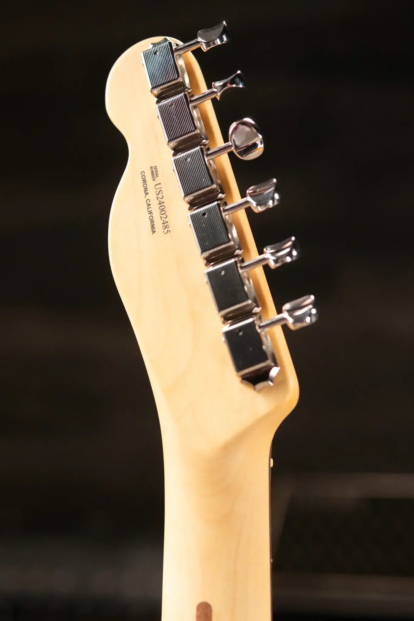Fender Limited Edition American Performer Timber Telecaster Electric Guitar - 2-Color Sunburst with Gig Bag