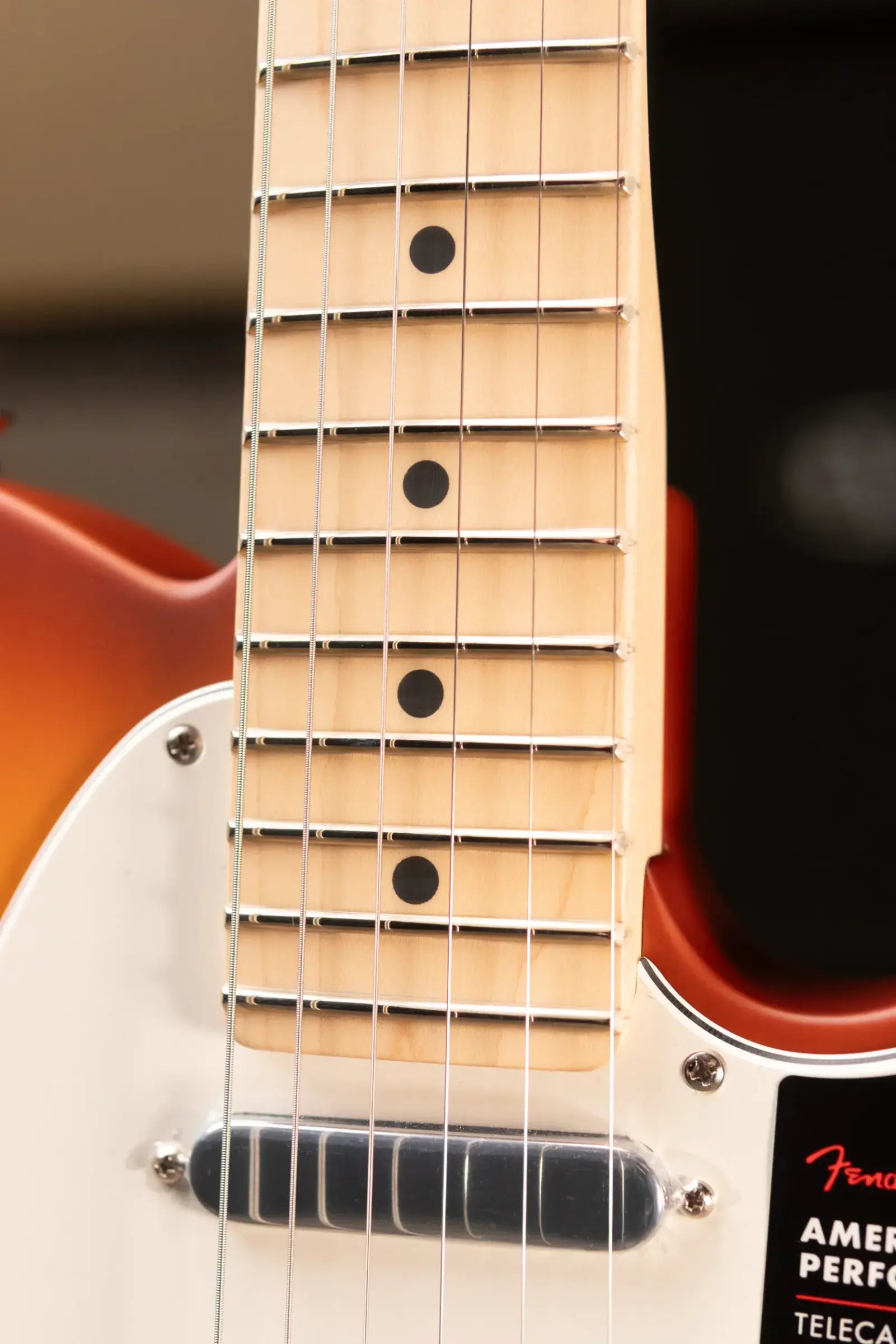 Fender Limited Edition American Performer Timber Telecaster - Honey Burst with Deluxe Gig Bag