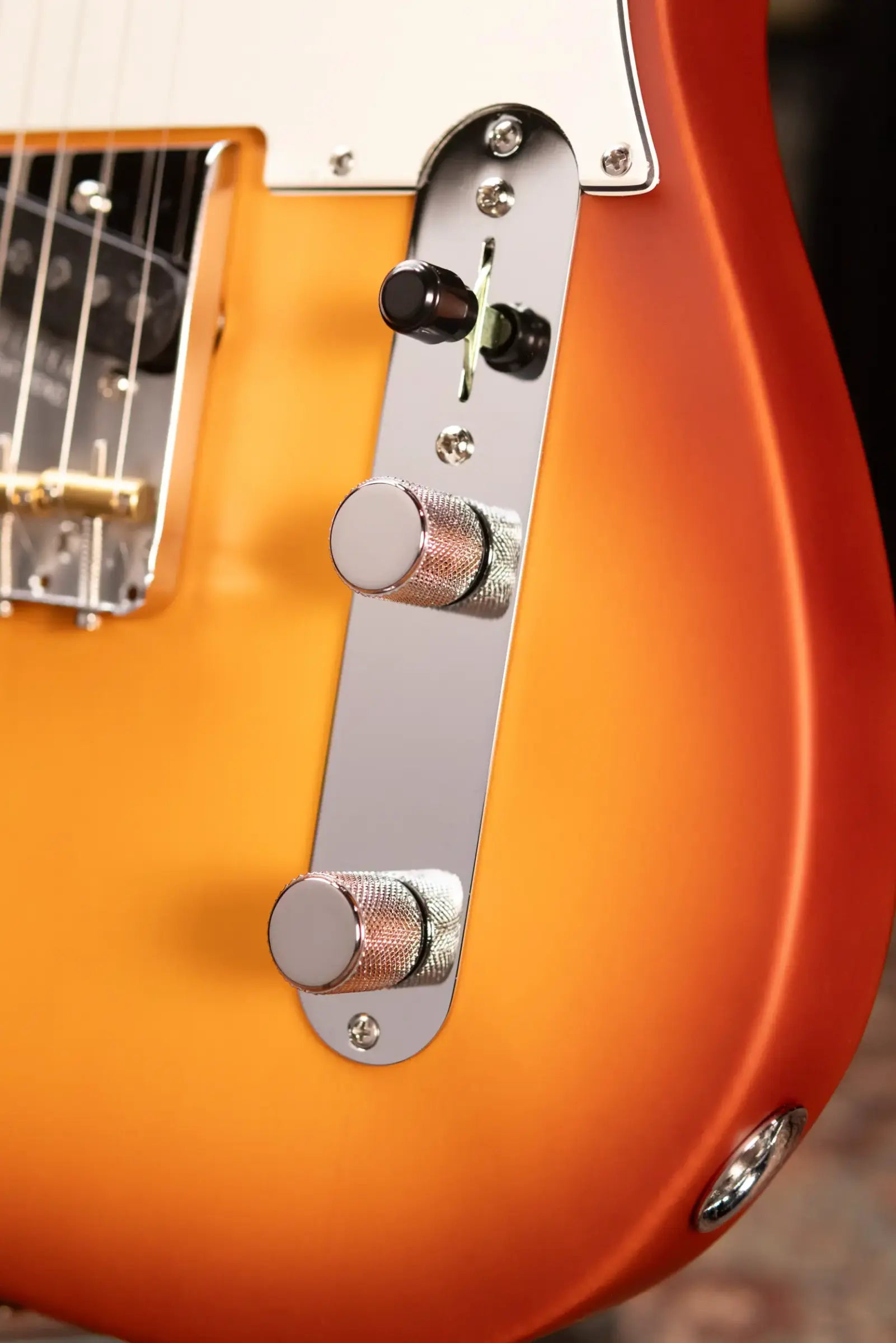 Fender Limited Edition American Performer Timber Telecaster - Honey Burst with Deluxe Gig Bag