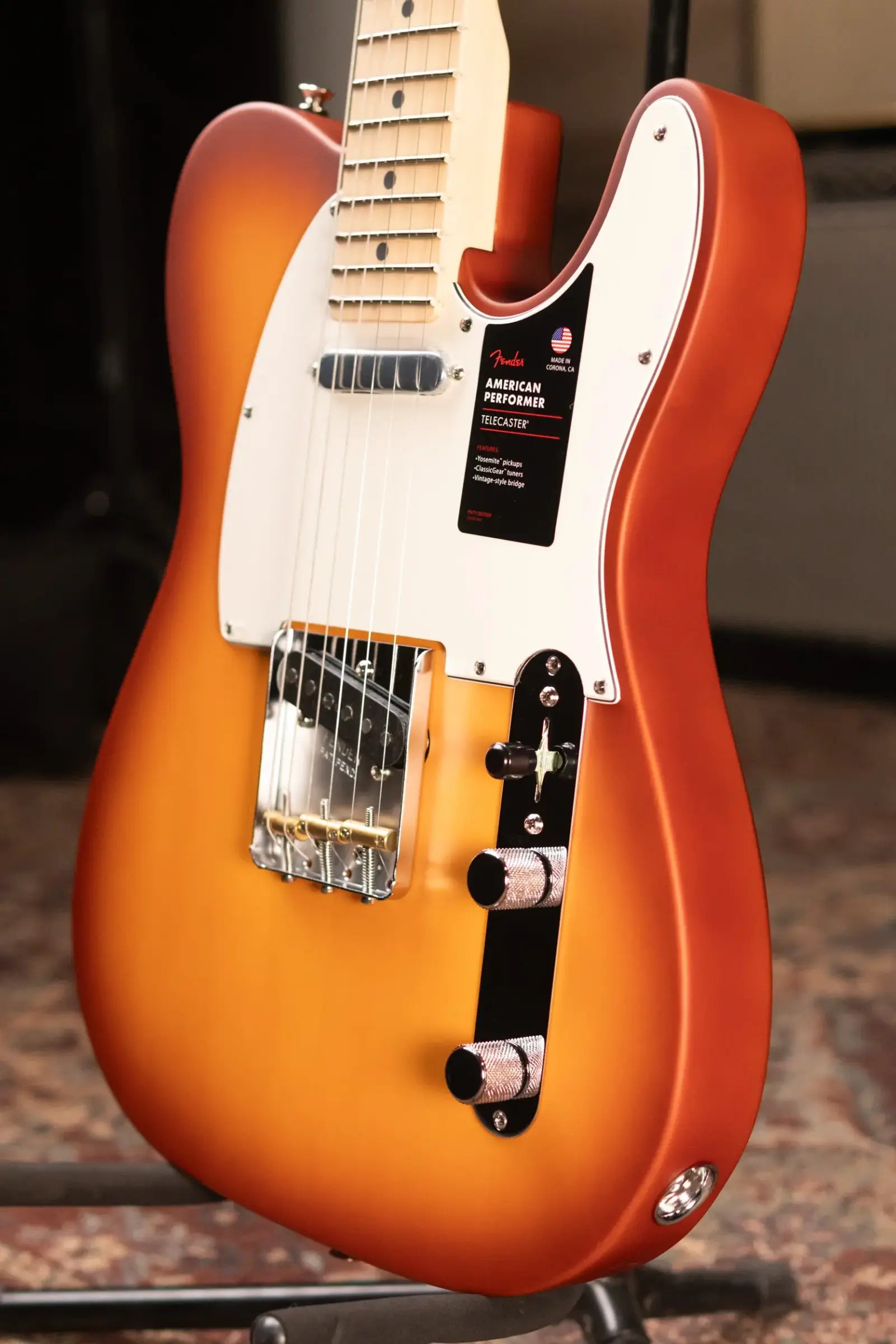 Fender Limited Edition American Performer Timber Telecaster - Honey Burst with Deluxe Gig Bag