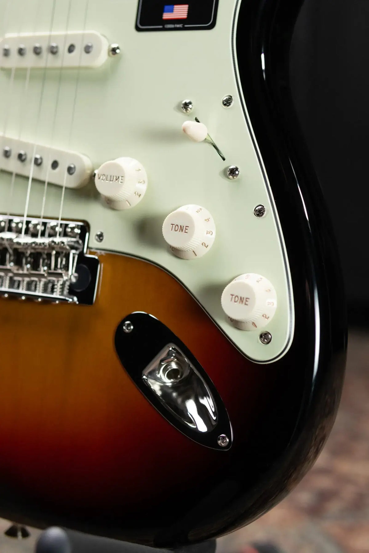Fender Limited Edition American Professional Classic Stratocaster Electric Guitar Featuring the Silent Circuit - 3-Color Sunburst with Gig Bag