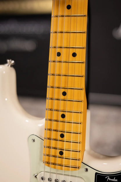 Fender Limited Edition American Professional Classic Stratocaster Electric Guitar - Featuring the Silent System - Olympic White with Gig Bag
