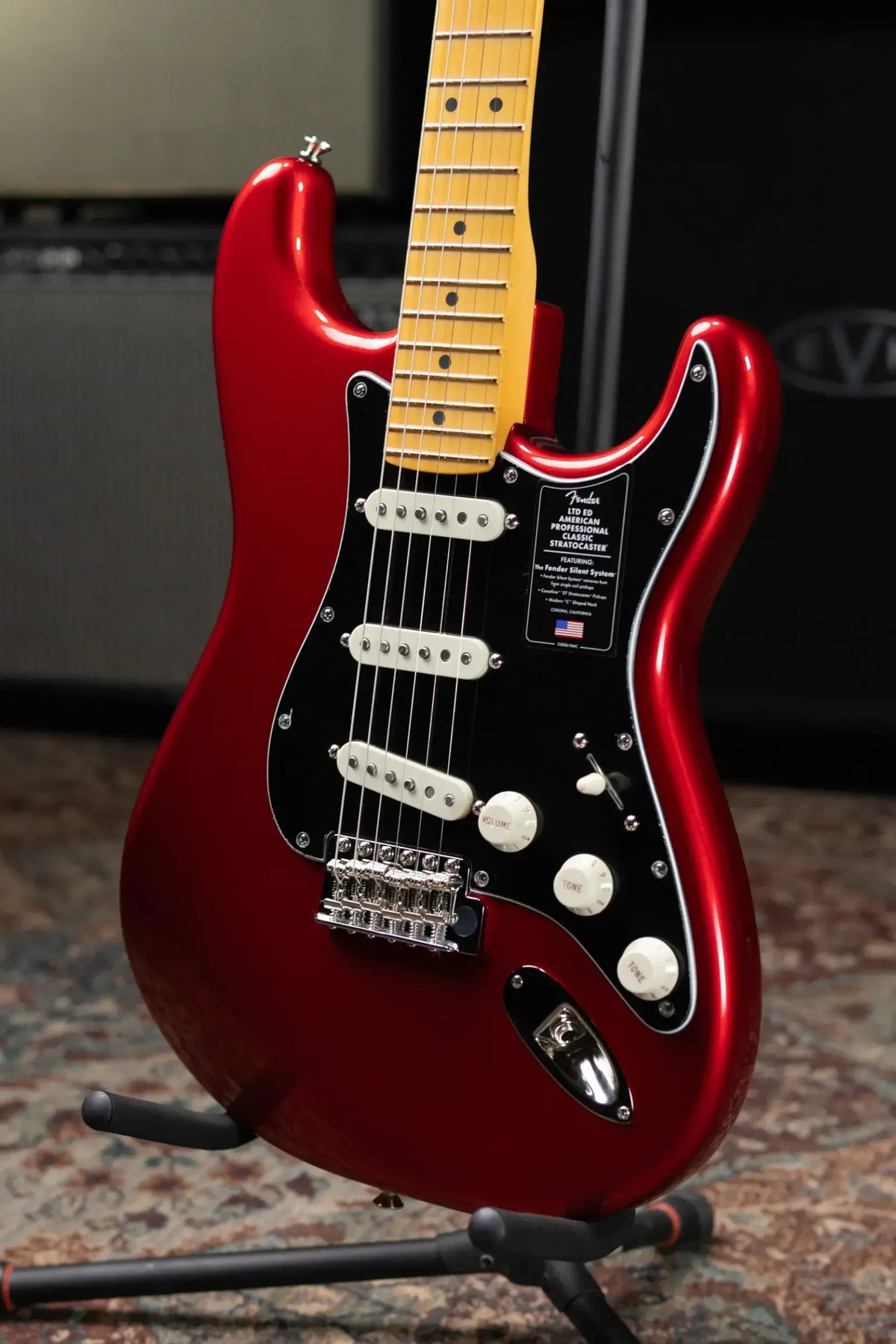 Fender Limited Edition American Professional Classic Stratocaster Electric Gutiar Featuring the Silent System - Candy Apple Red with Gig Bag