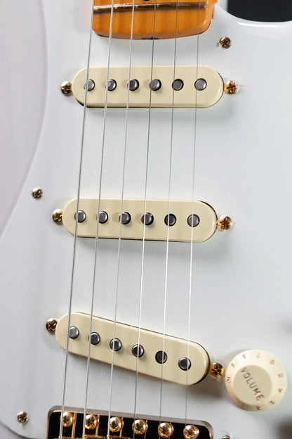 Fender Limited Edition American Vintage II 1957 Stratocaster Electric Guitar - White Blonde with Hardshell Case