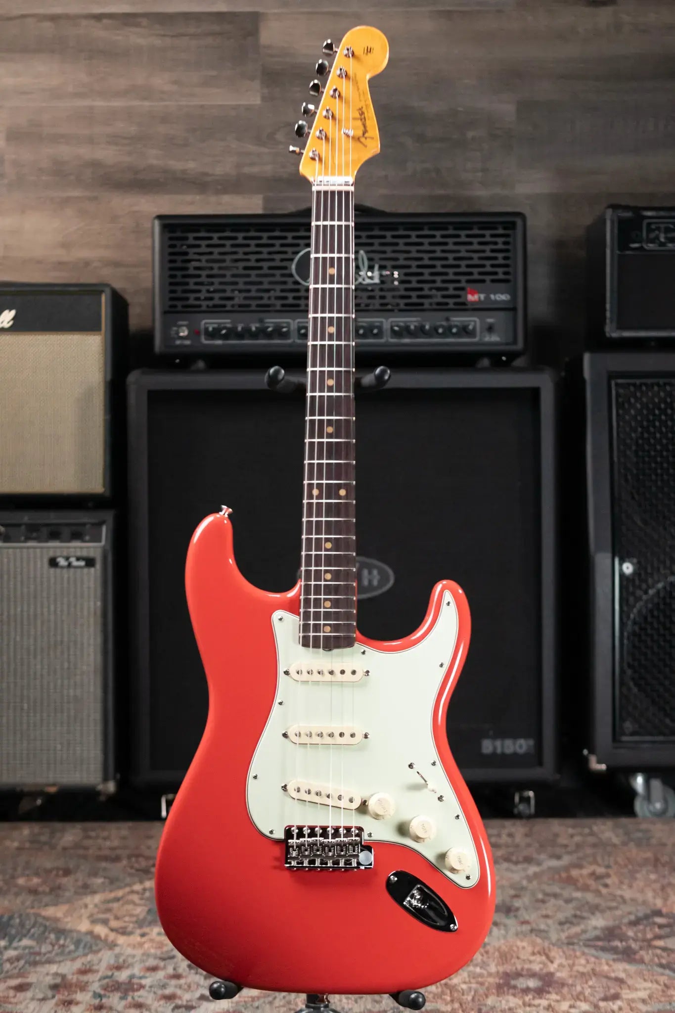 Fender Limited Edition American Vintage II '61 Stratocaster Electric Guitar - Fiesta Red with Hardshell Case