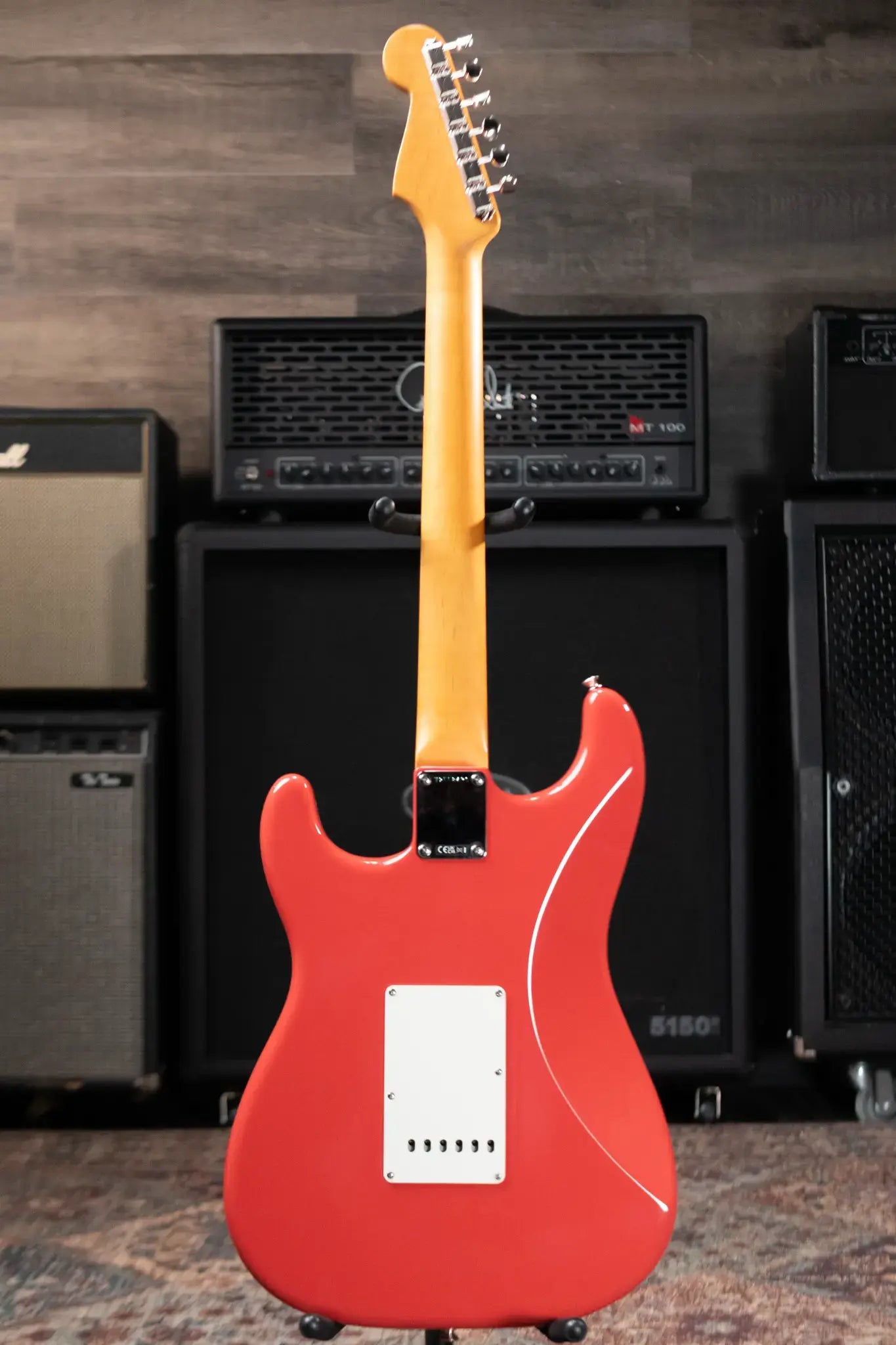 Fender Limited Edition American Vintage II '61 Stratocaster Electric Guitar - Fiesta Red with Hardshell Case