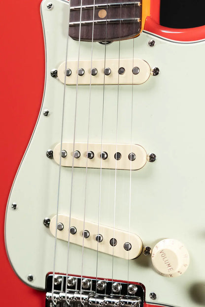 Fender Limited Edition American Vintage II '61 Stratocaster Electric Guitar - Fiesta Red with Hardshell Case