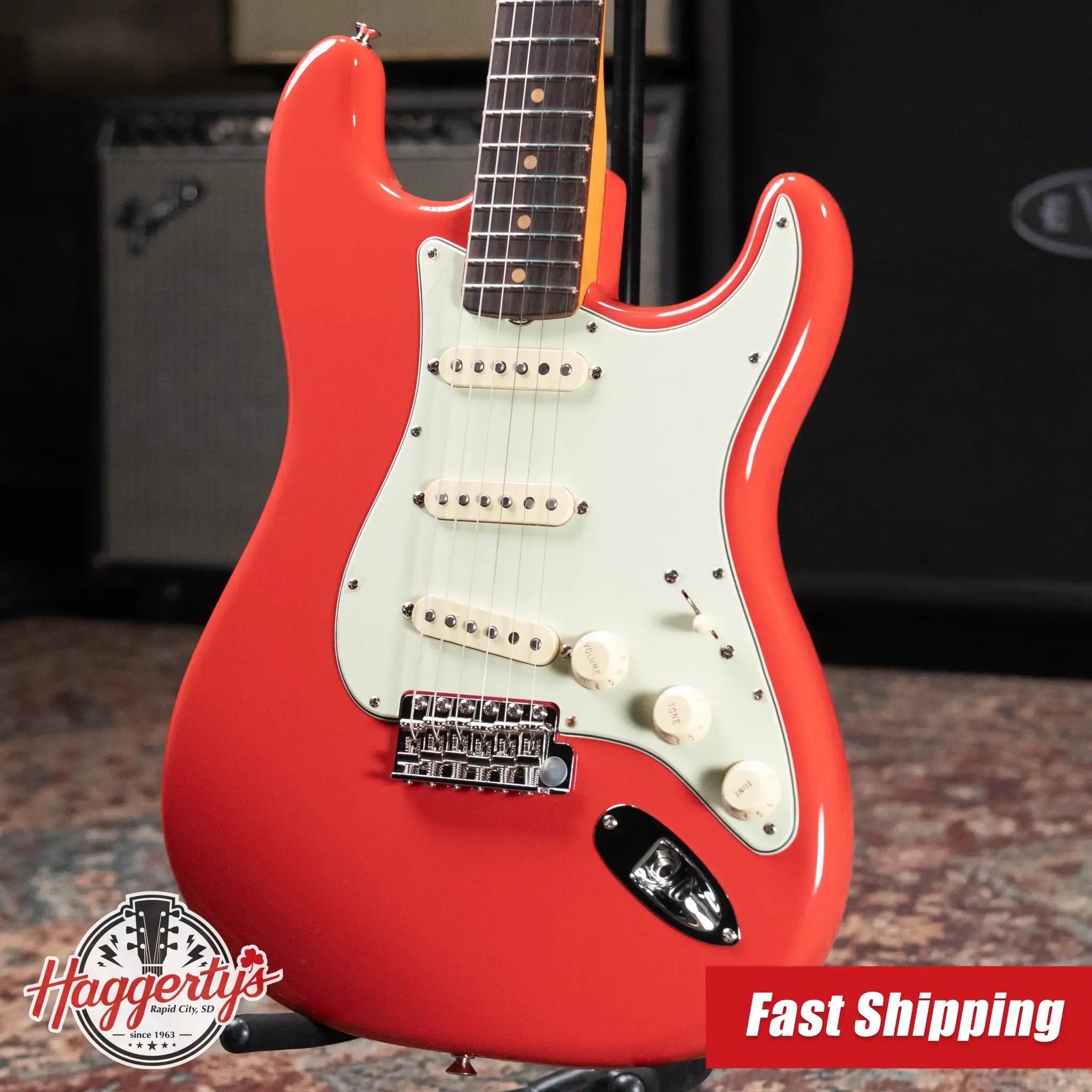 Fender Limited Edition American Vintage II '61 Stratocaster Electric Guitar, Rosewood Fingerboard - Fiesta Red with Hardshell Case