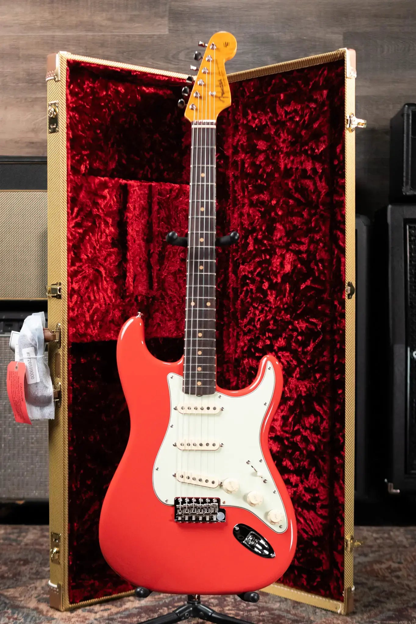 Fender Limited Edition American Vintage II '61 Stratocaster Electric Guitar, Rosewood Fingerboard - Fiesta Red with Hardshell Case