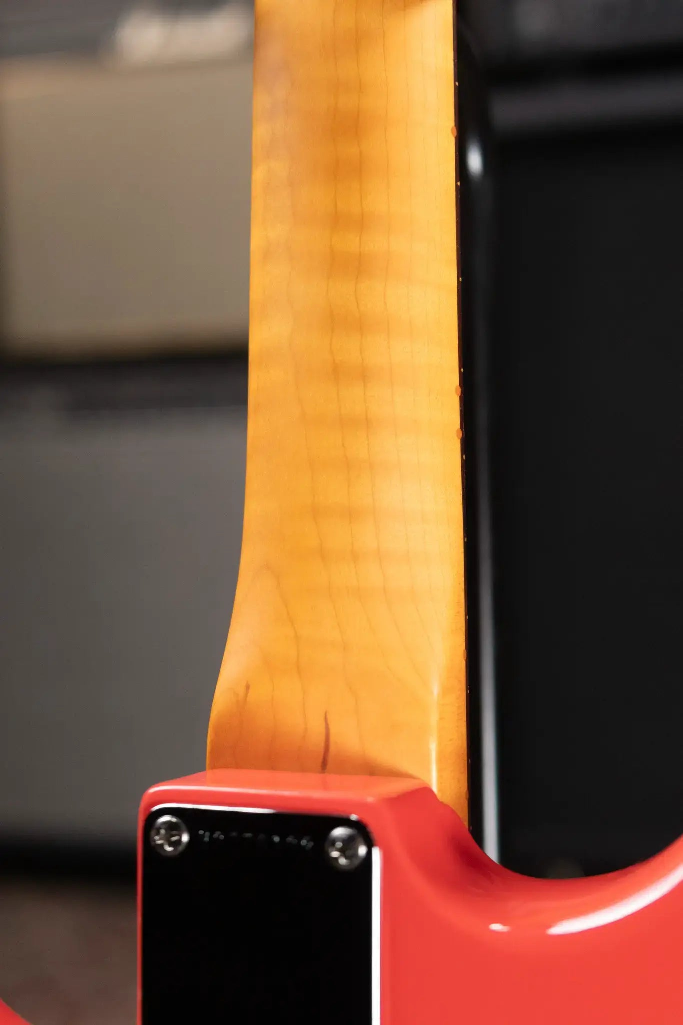 Fender Limited Edition American Vintage II '61 Stratocaster Electric Guitar, Rosewood Fingerboard - Fiesta Red with Hardshell Case