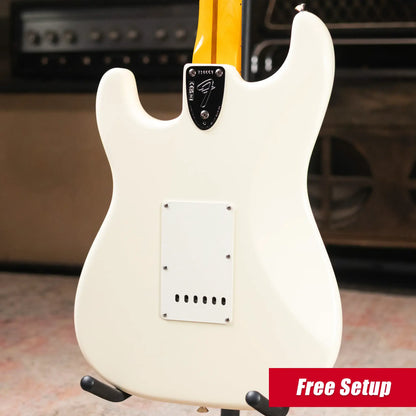 Fender Limited Edition American Vintage II '73 Stratocaster Electric Guitar, Maple Fingerboard - Olympic White with Hardshell Case