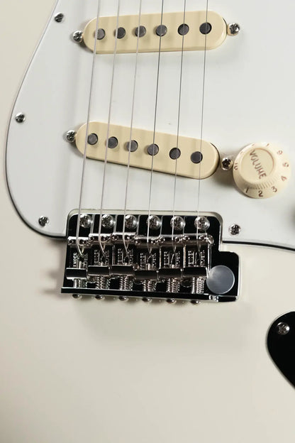Fender Limited Edition American Vintage II '73 Stratocaster Electric Guitar - Olympic White with Hardshell Case