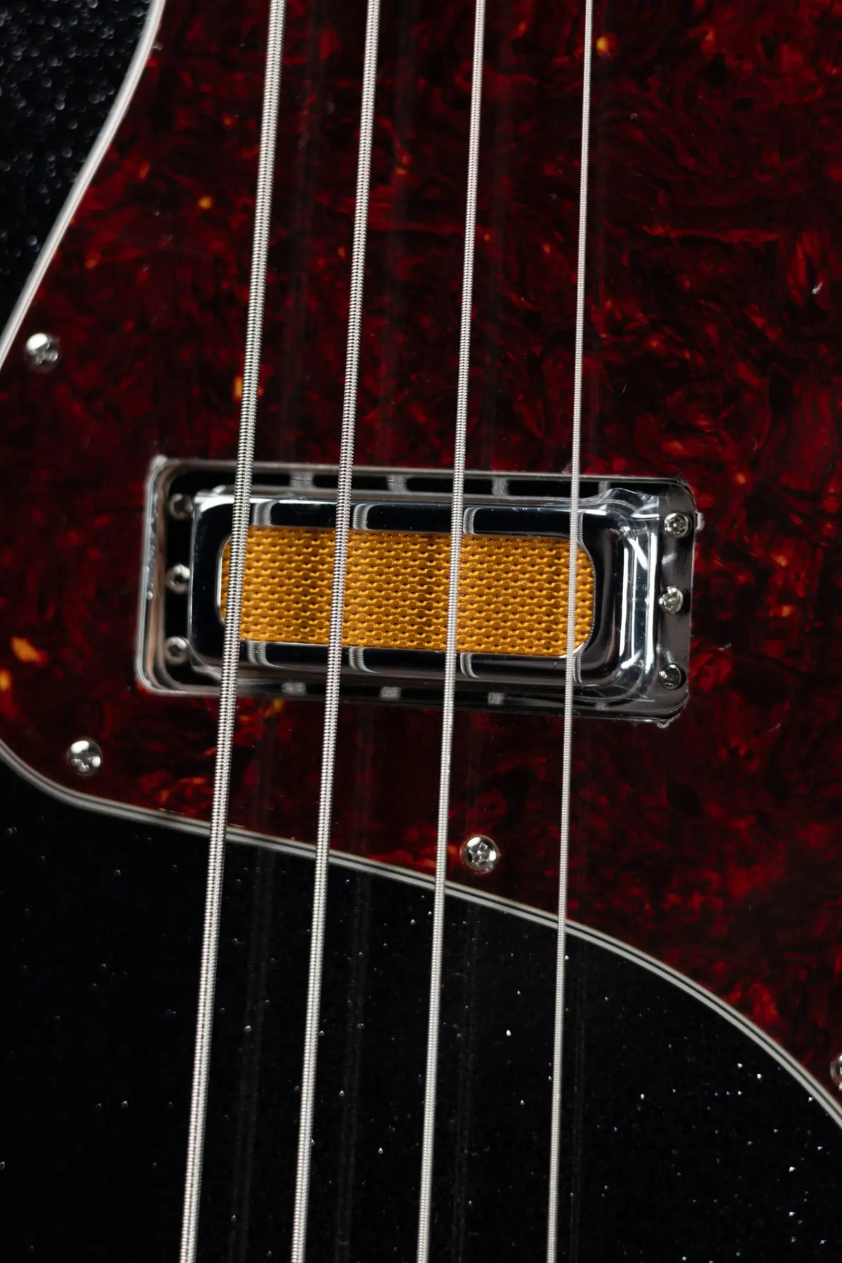 Fender Limited Edition Gold Foil Series Jazz Bass - Black Sparkle with Gig Bag