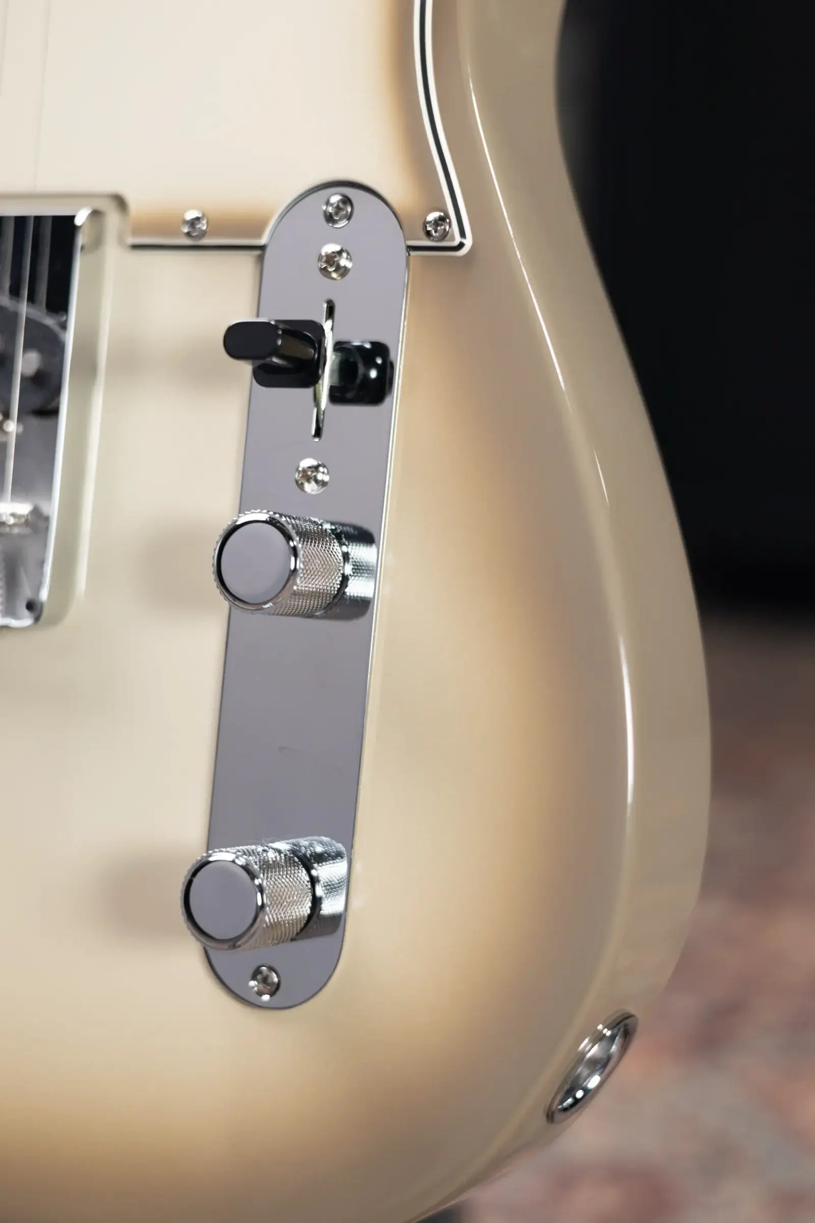 Fender Limited Edition Vintera II 60s Telecaster Electric Guitar - Antigua with Gig Bag