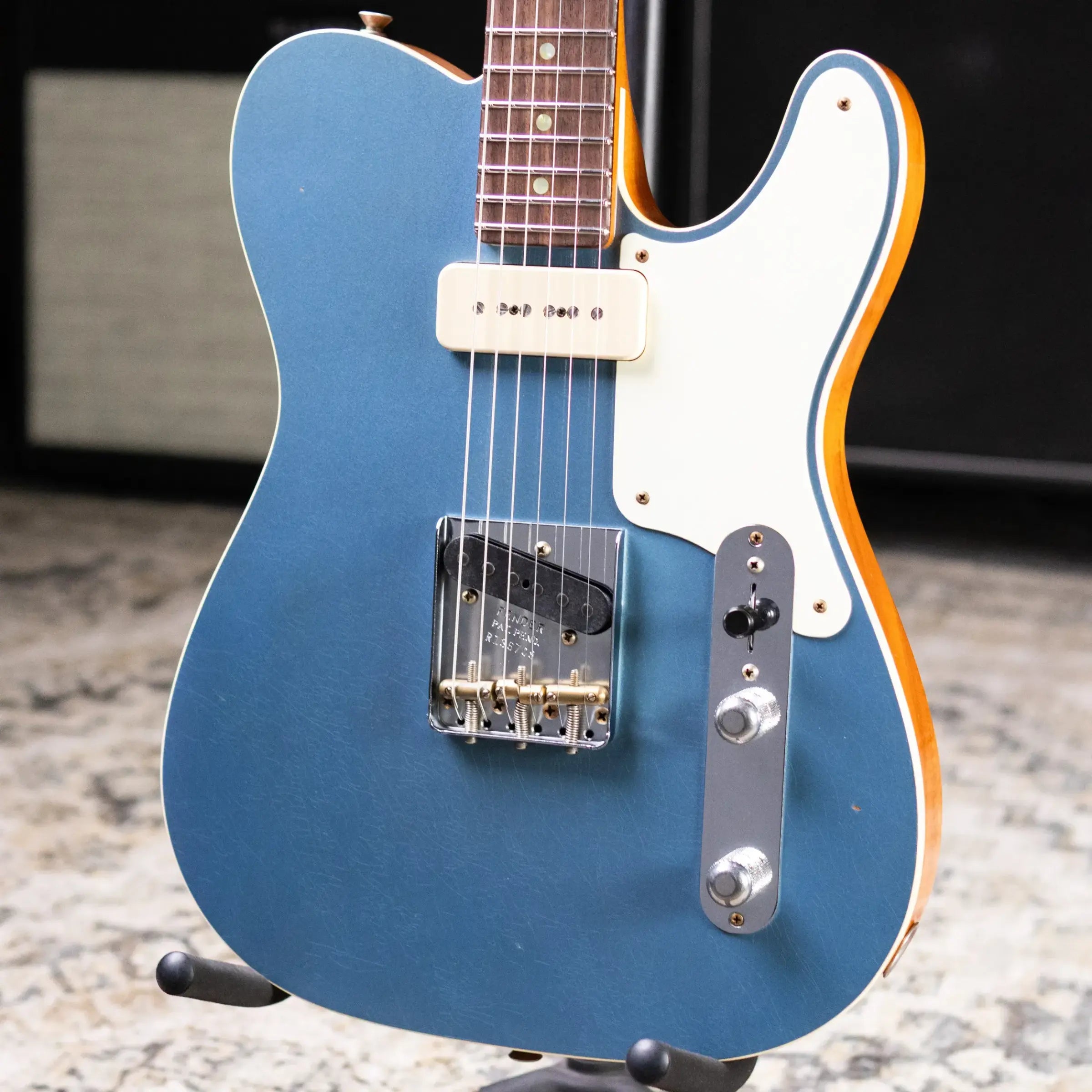 Fender NAMM 2025 #342 Custom Shop Set Neck Fiji Mahogany Telecaster Relic - Apprentice Built by Dan Gonzales - Aged Pelham Blue with Hardshell Case - Used