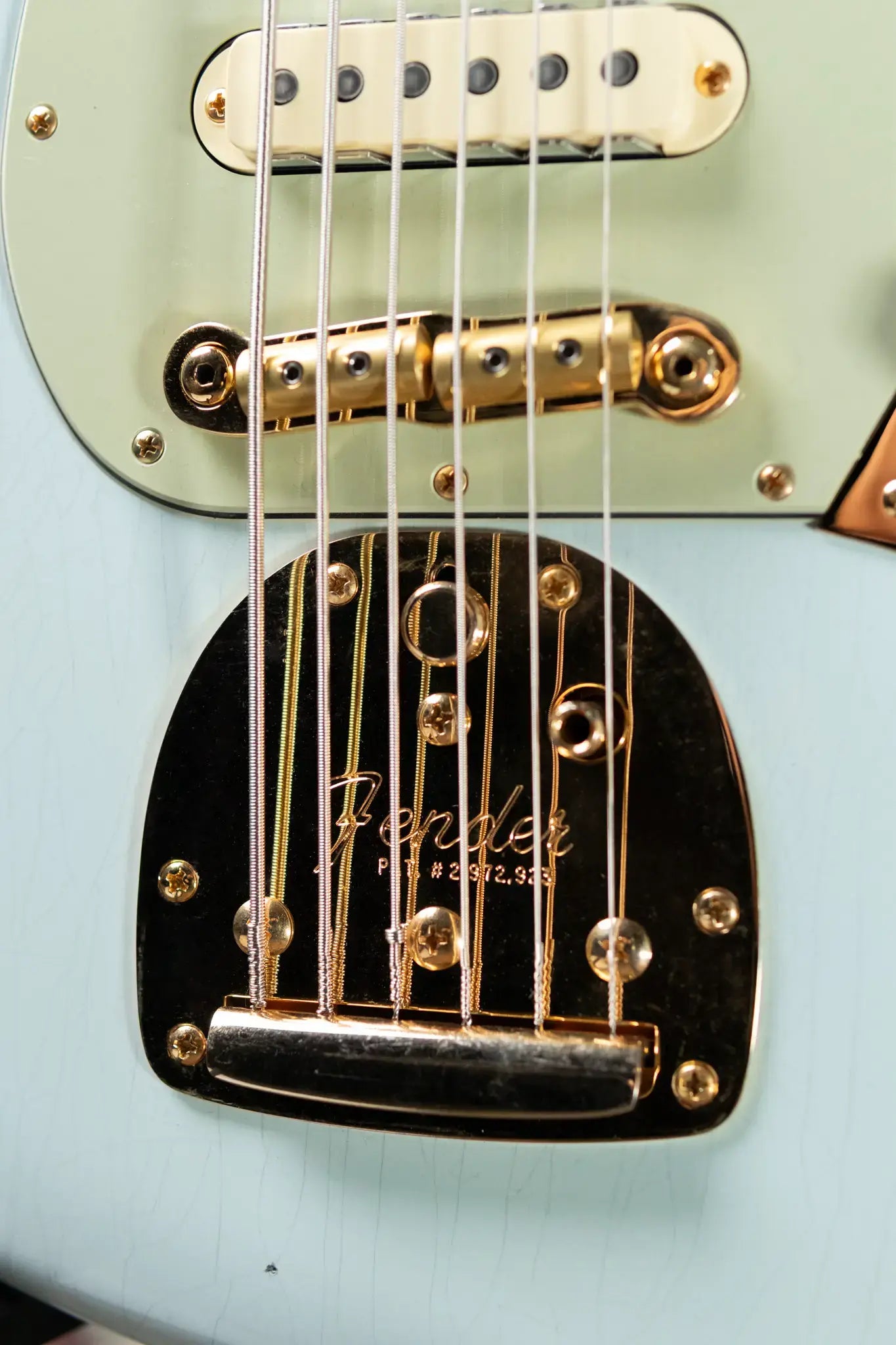 Fender NAMM 2025 #62 Custom Shop 1966 Bass VI Relic Time Machine Series Electric Bass - Faded Aged Sonic Blue with Hardshell Case