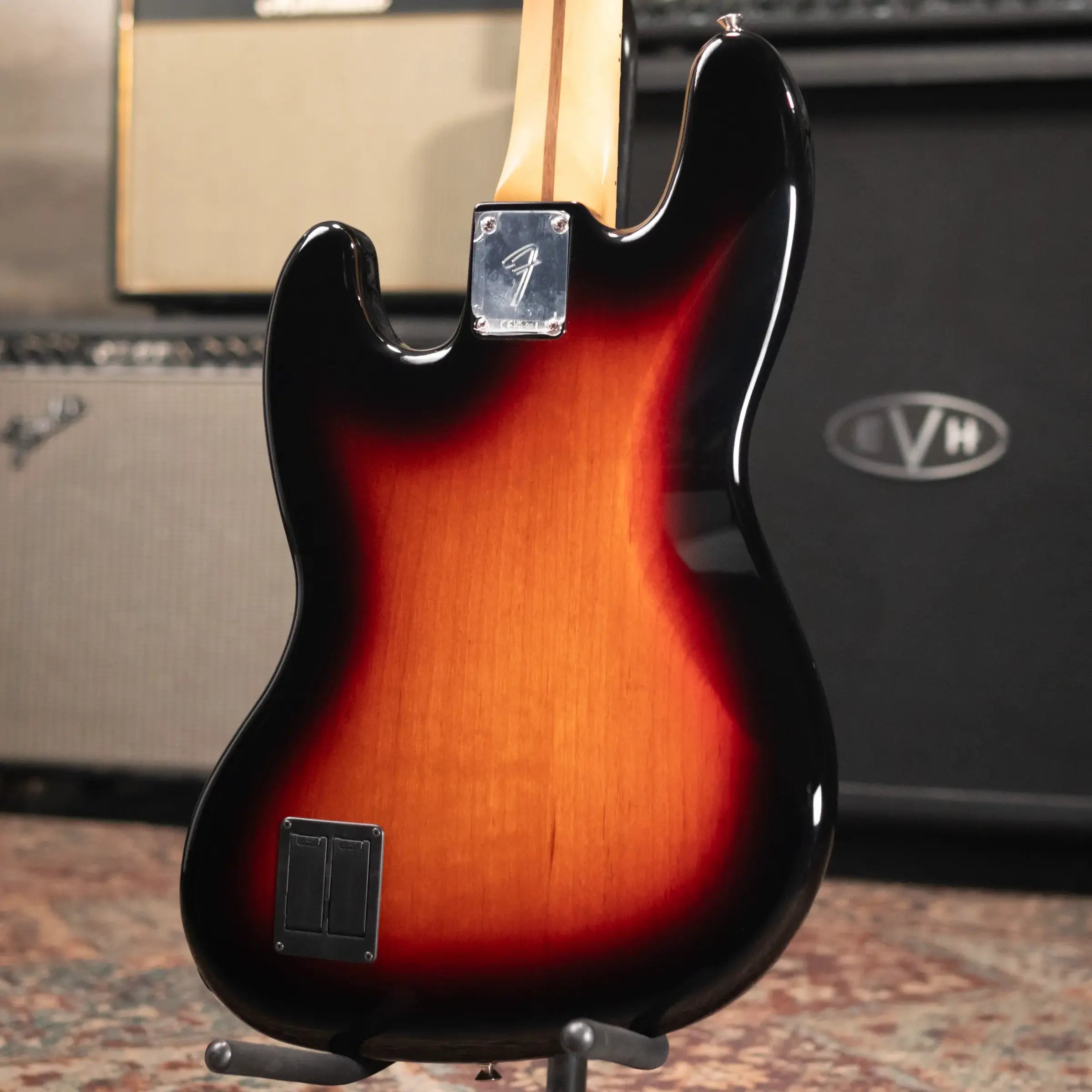 Fender Player II Modified Active Jazz Bass, Maple Fingerboard - 3 Tone Sunburst with Gig Bag