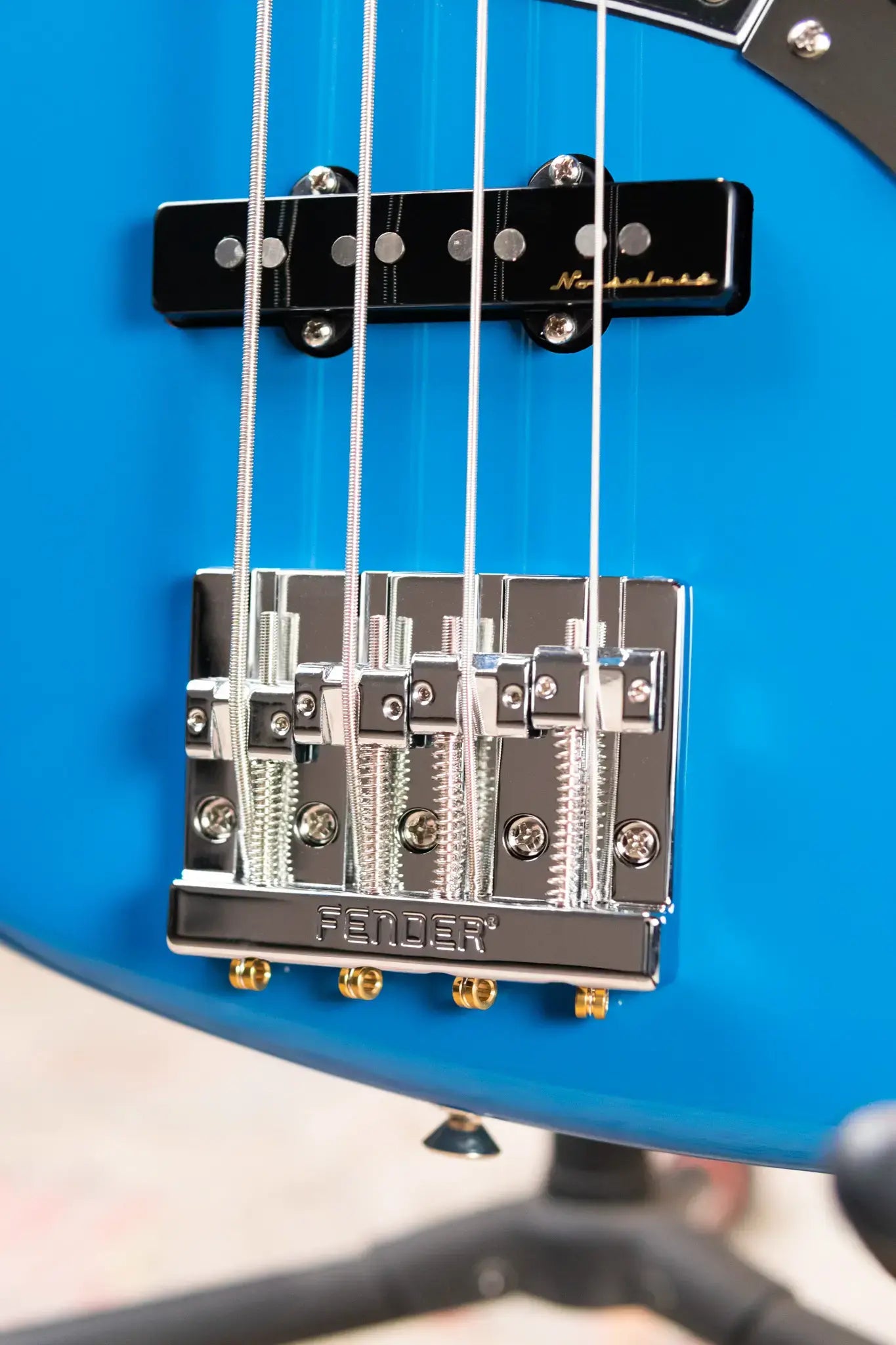 Fender Player II Modified Active Jazz Bass, Maple Fingerboard - Electric Blue with Gig Bag