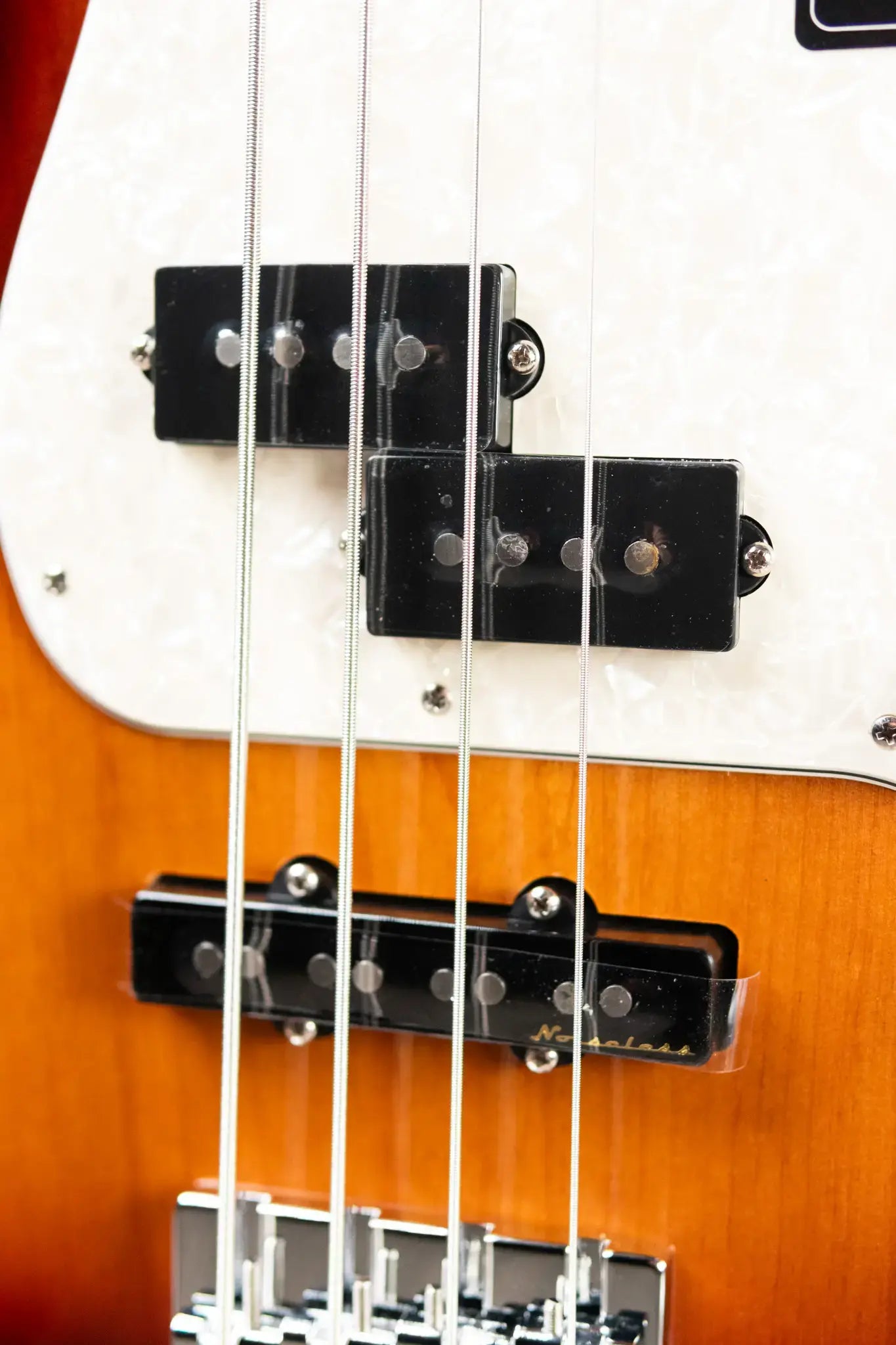 Fender Player II Modified Active Precision Bass - 3-Tone Sunburst with Gig Bag