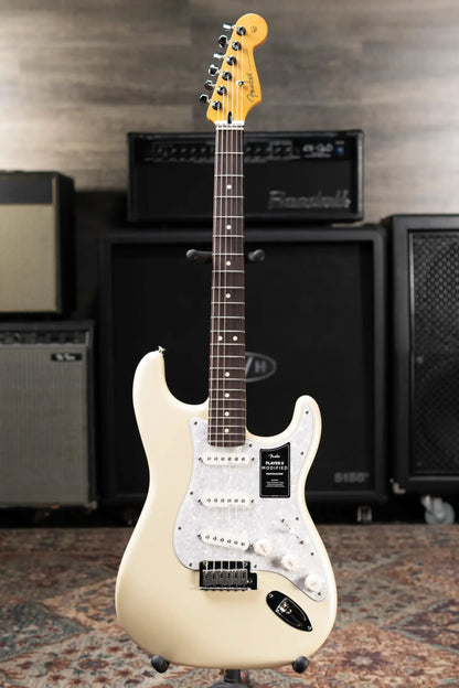 Fender Player II Modified Stratocaster Electric Guitar - Olympic Pearl with Gig Bag