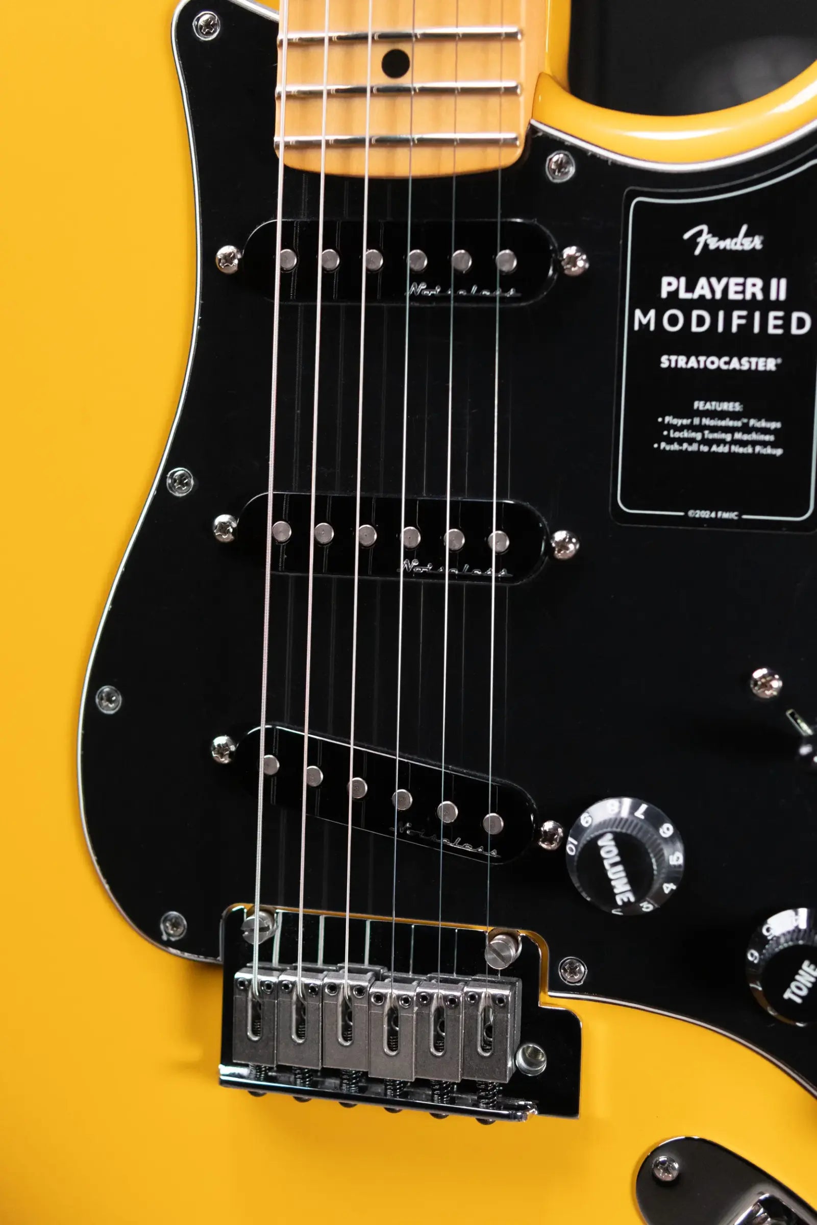 Fender Player II Modified Stratocaster Electric Guitar - Sunshine Yellow, Maple Fingerboard with Deluxe Gig Bag