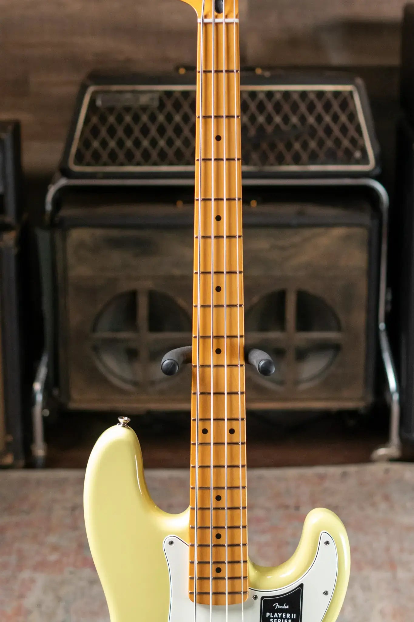 Fender Player II Precision Bass Maple Fingerboard - Hialeah Yellow