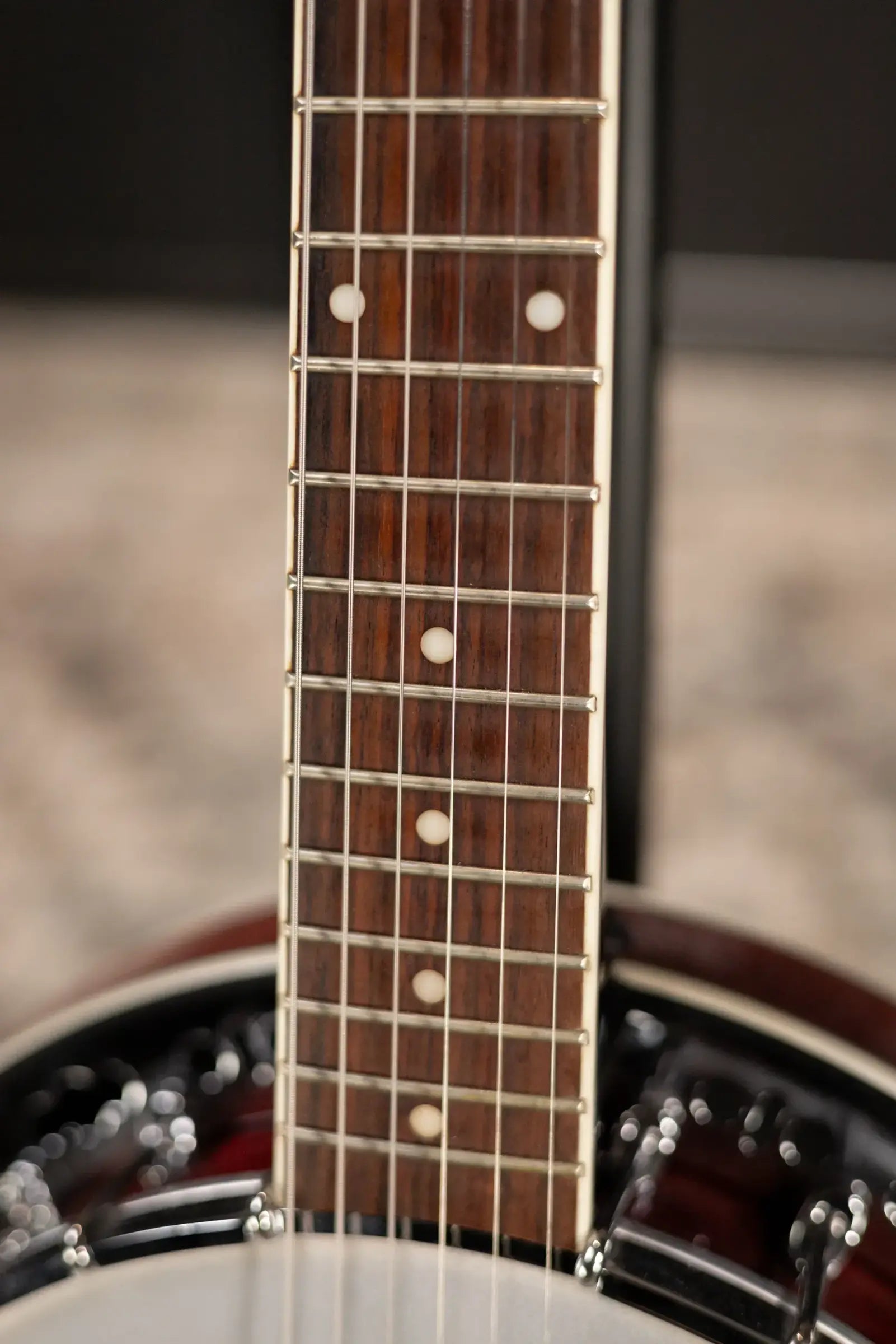 Fender Rustler 6-String Banjo with Hardshell Case - 3-Color Sunburst - Used