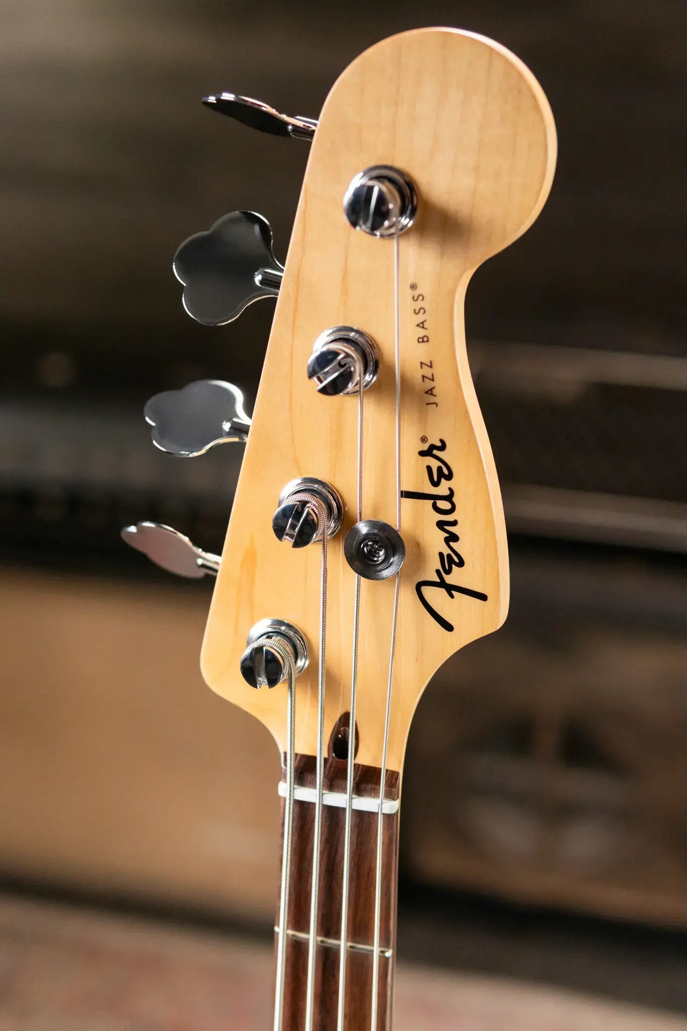 Fender Standard Jazz Bass - Olympic White