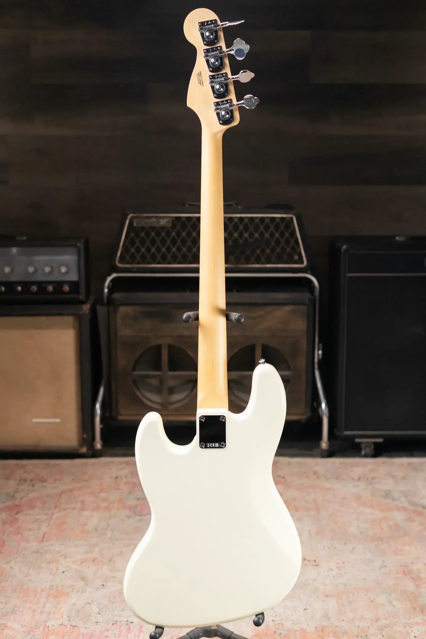 Fender Standard Jazz Bass - Olympic White