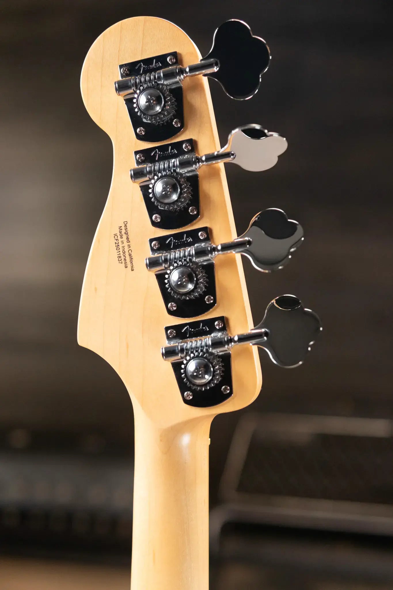 Fender Standard Precision Bass, Maple Fingerboard, White Pickguard - Candy Cola