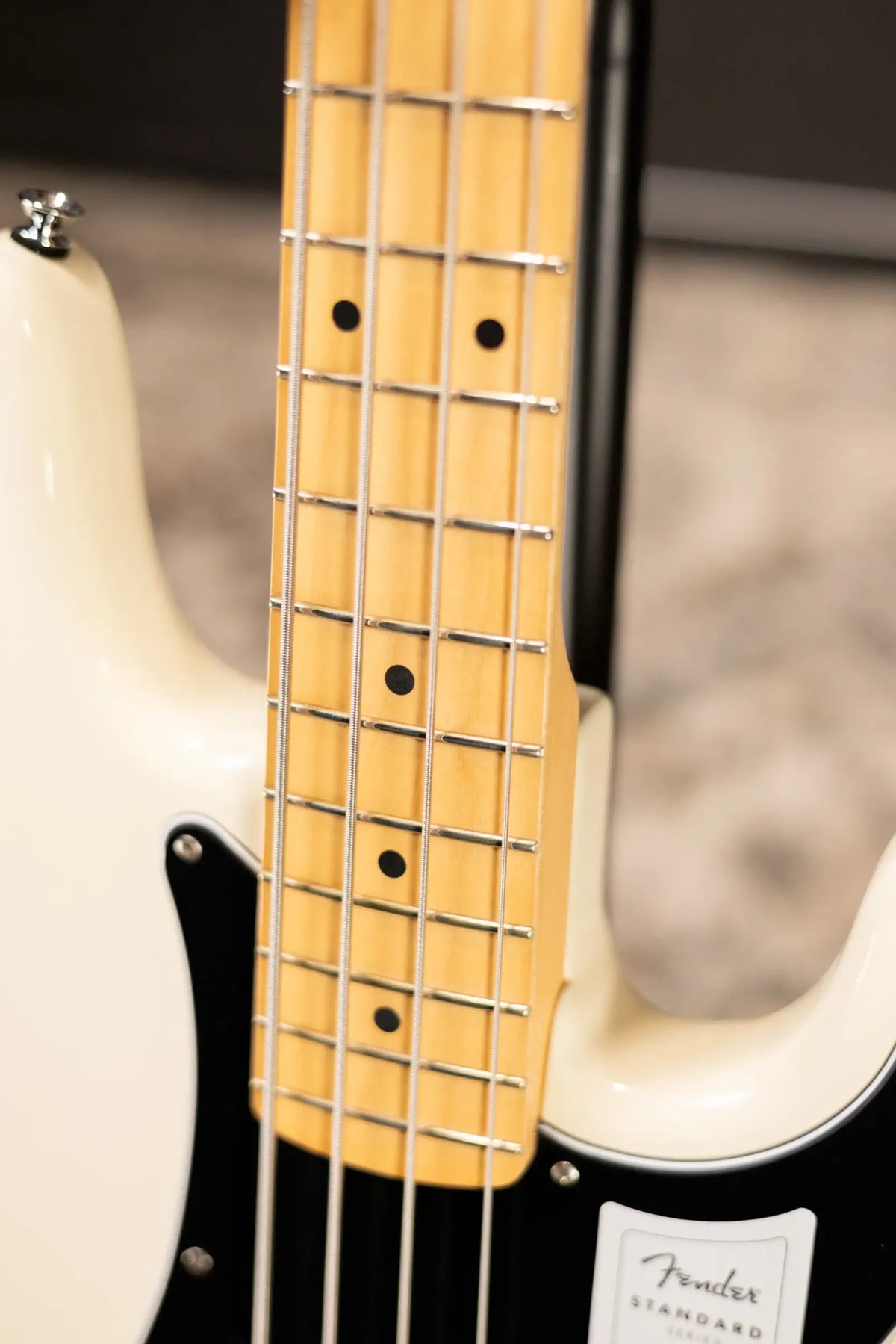 Fender Standard Precision Bass - Olympic White