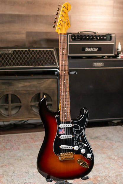 Fender Stevie Ray Vaughan Stratocaster with Hardshell Case