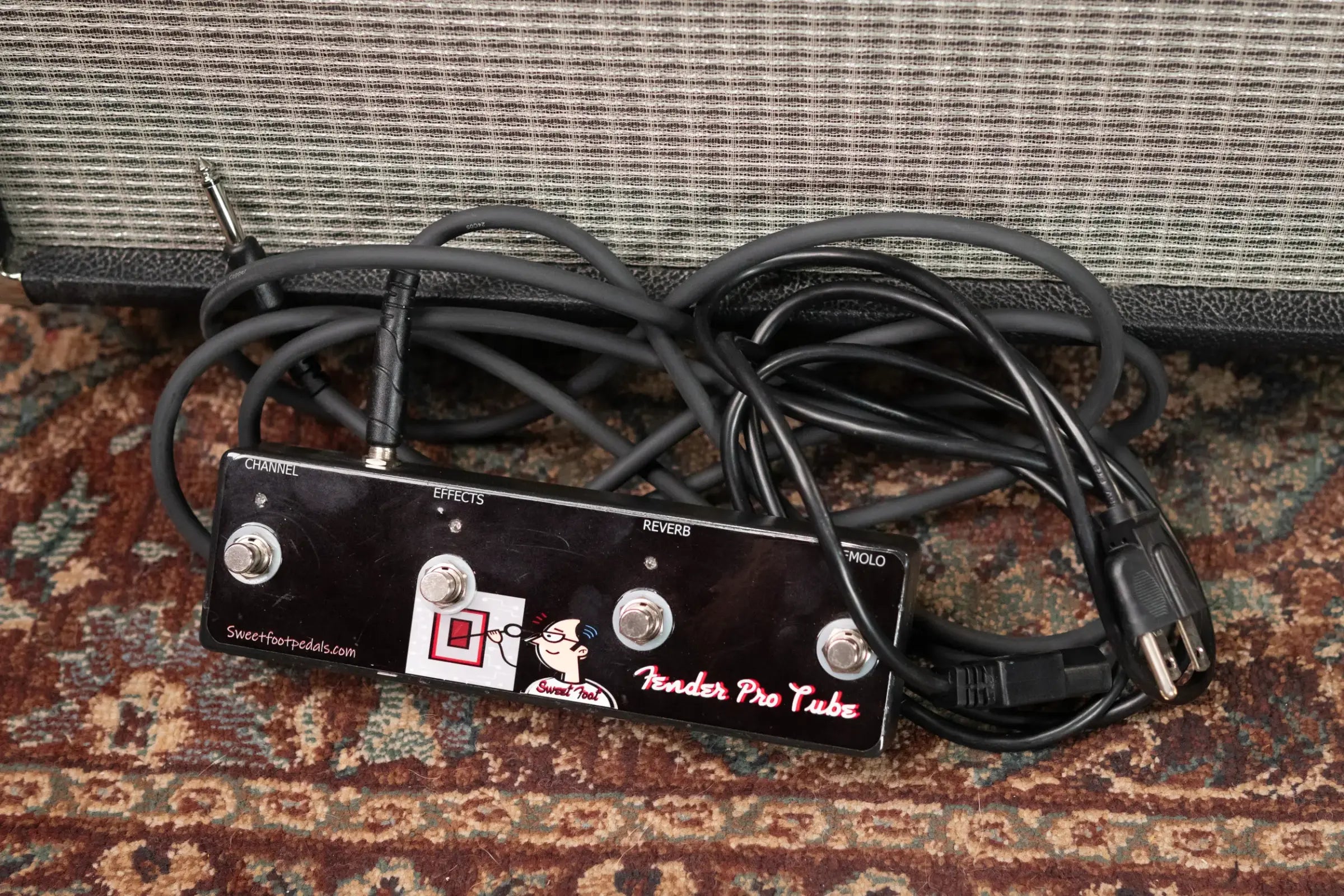 Fender Twin 2x12 Guitar Amplifier with Casters - Used