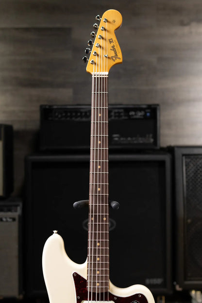 Fender Vintera III Early '60s Bass VI - Olympic White with Gig Bag