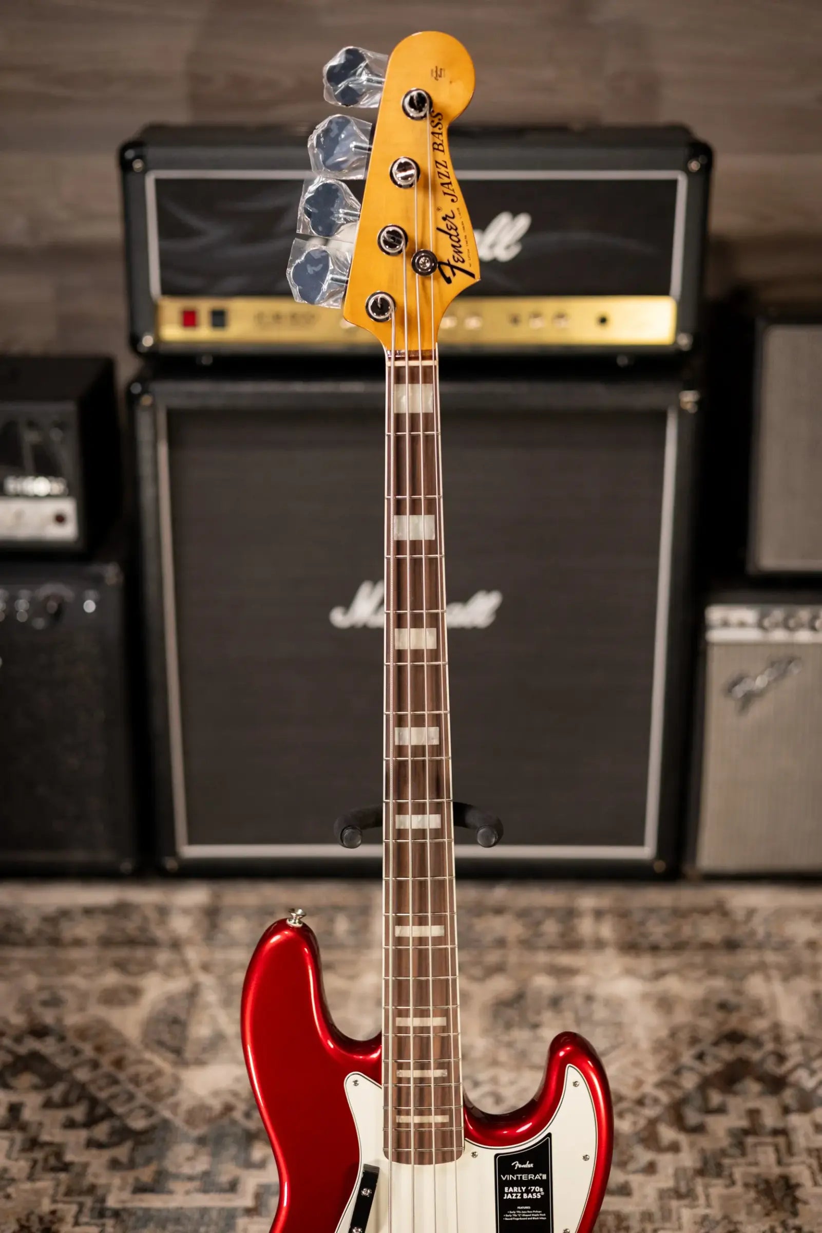 Fender Vintera III Early '70s Jazz Bass - Candy Apple Red with Gig Bag
