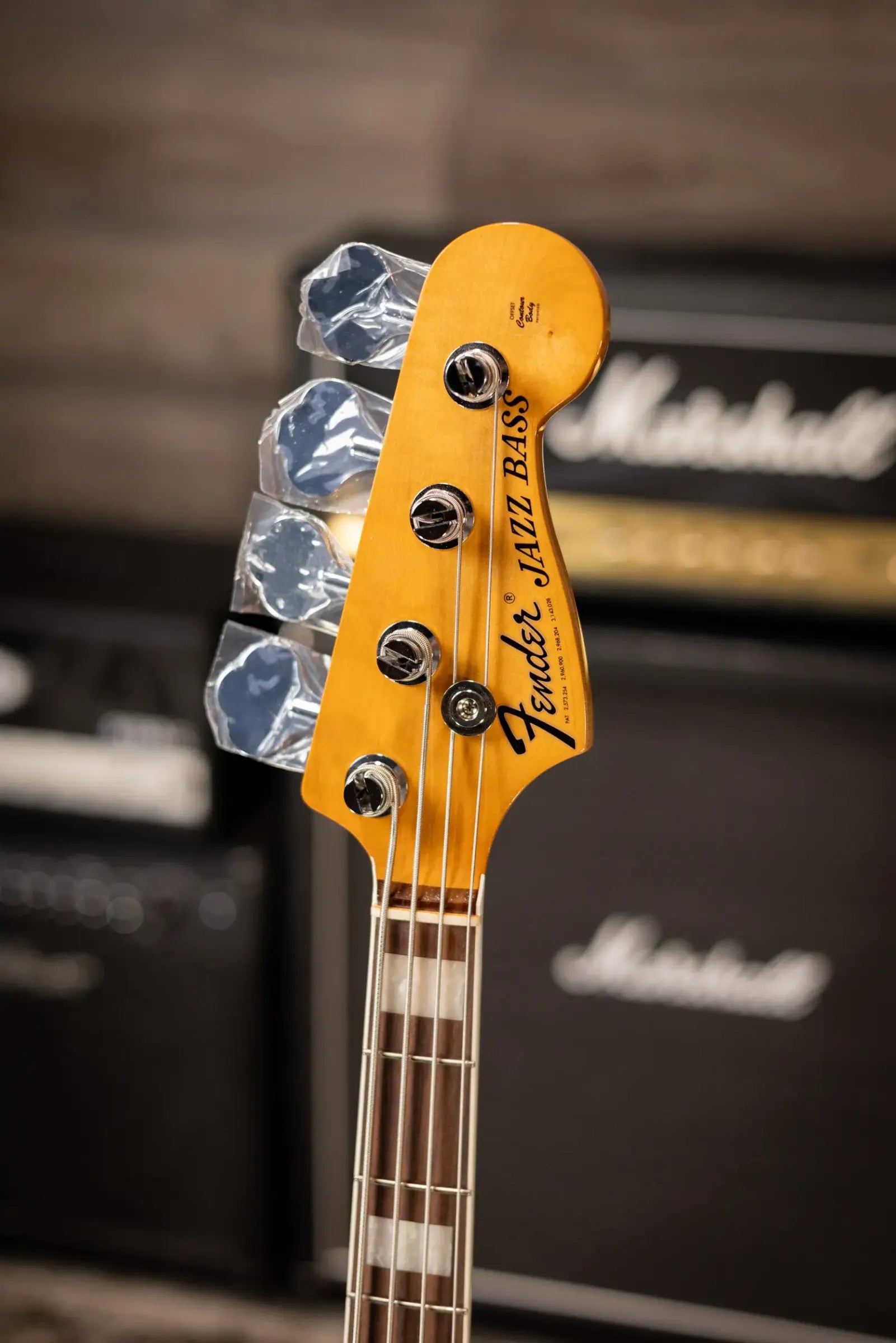 Fender Vintera III Early '70s Jazz Bass - Candy Apple Red with Gig Bag