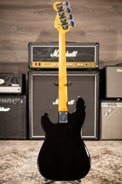 Fender Vintera III Later '60s Precision Bass - Black with Gig Bag
