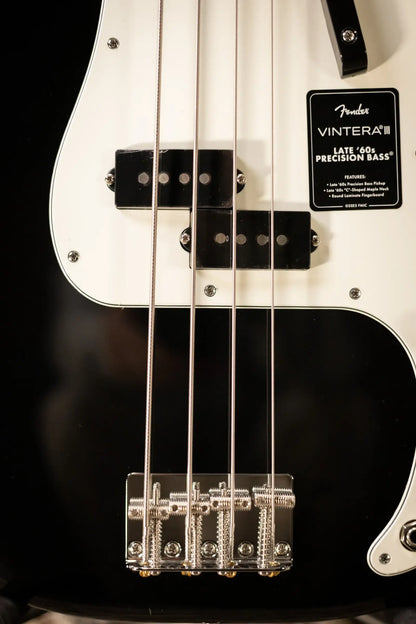 Fender Vintera III Later '60s Precision Bass - Black with Gig Bag