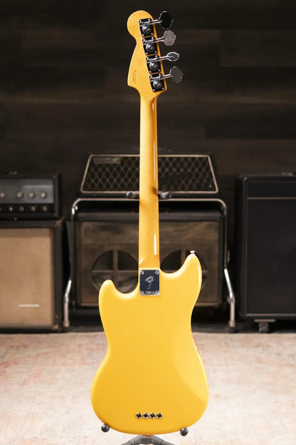 Fender Vintera II '70s Competition Mustang Bass - Competition Orange with Gig Bag