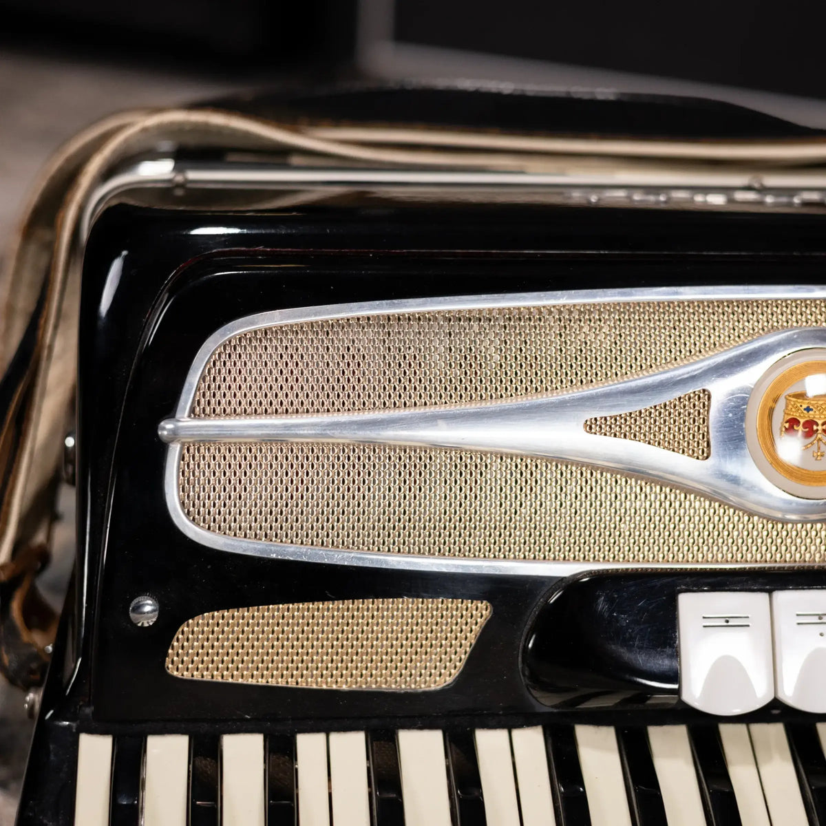 Ferrari 41-Key, 120 Button Accordion with Hardshell Case, Black - Used