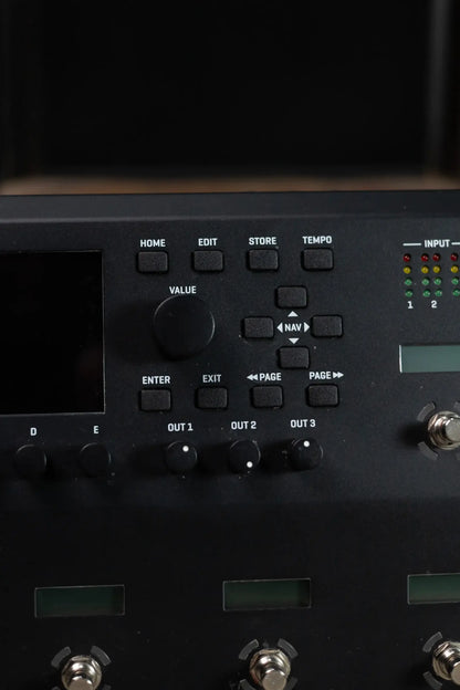 Fractal Audio Systems FM9 Amp Modeler FX Processor - Used