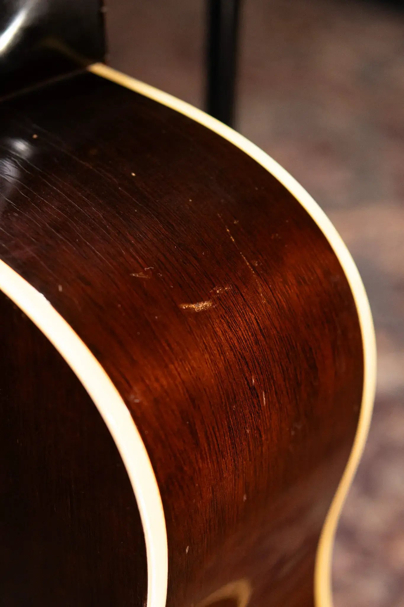 Gibson 1967 J-50 Acoustic Guitar with Hardshell Case - Used