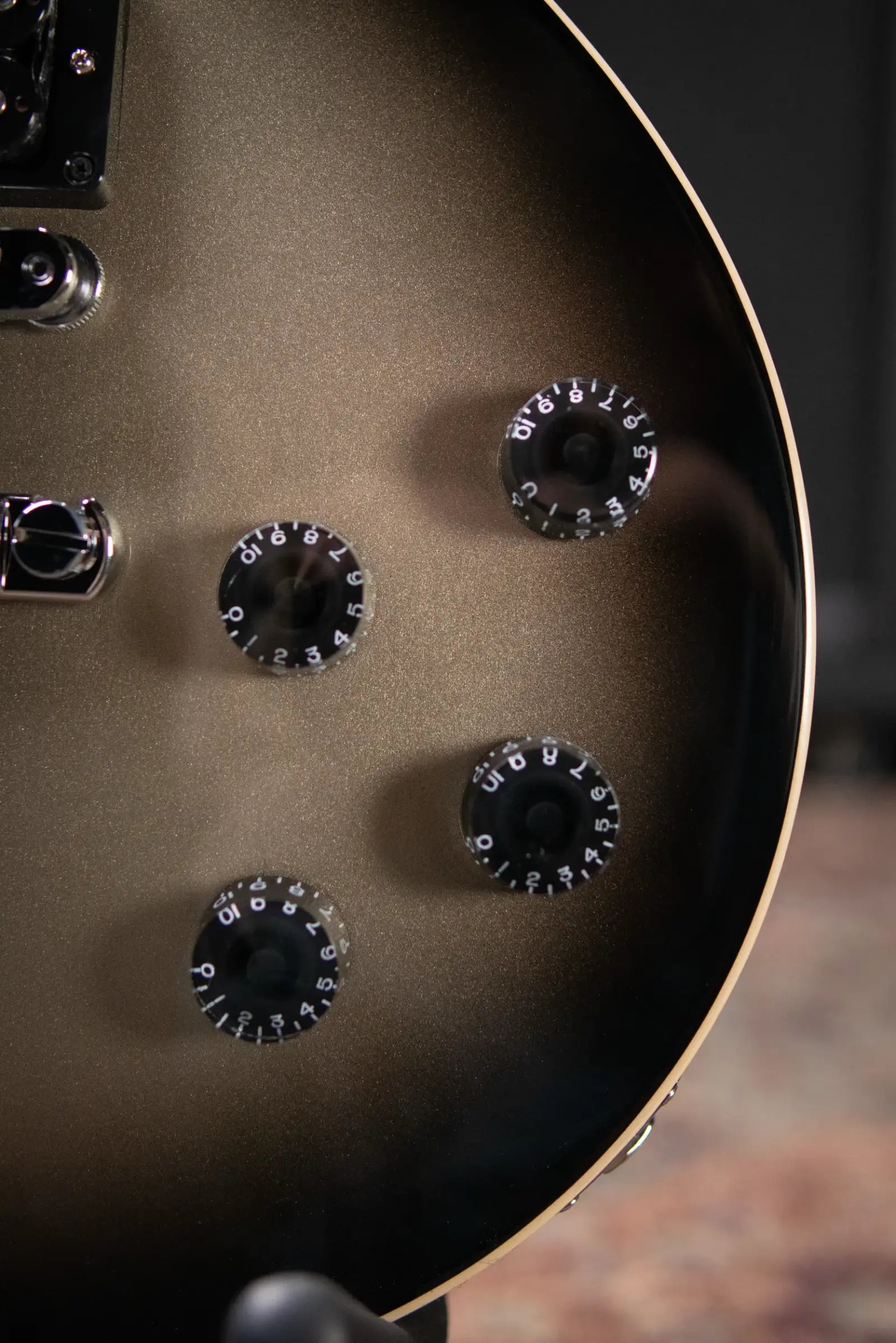 Gibson Adam Jones Signature Les Paul Standard Electric Guitar - Silverburst with Hardshell Case