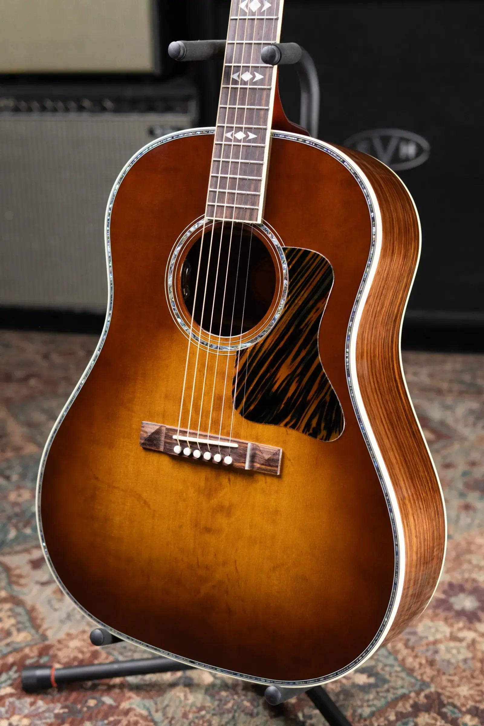 Gibson Advanced Jumbo Anniversary Limited Edition Acoustic/Electric Guitar - Cremona Burst with Hardshell Case