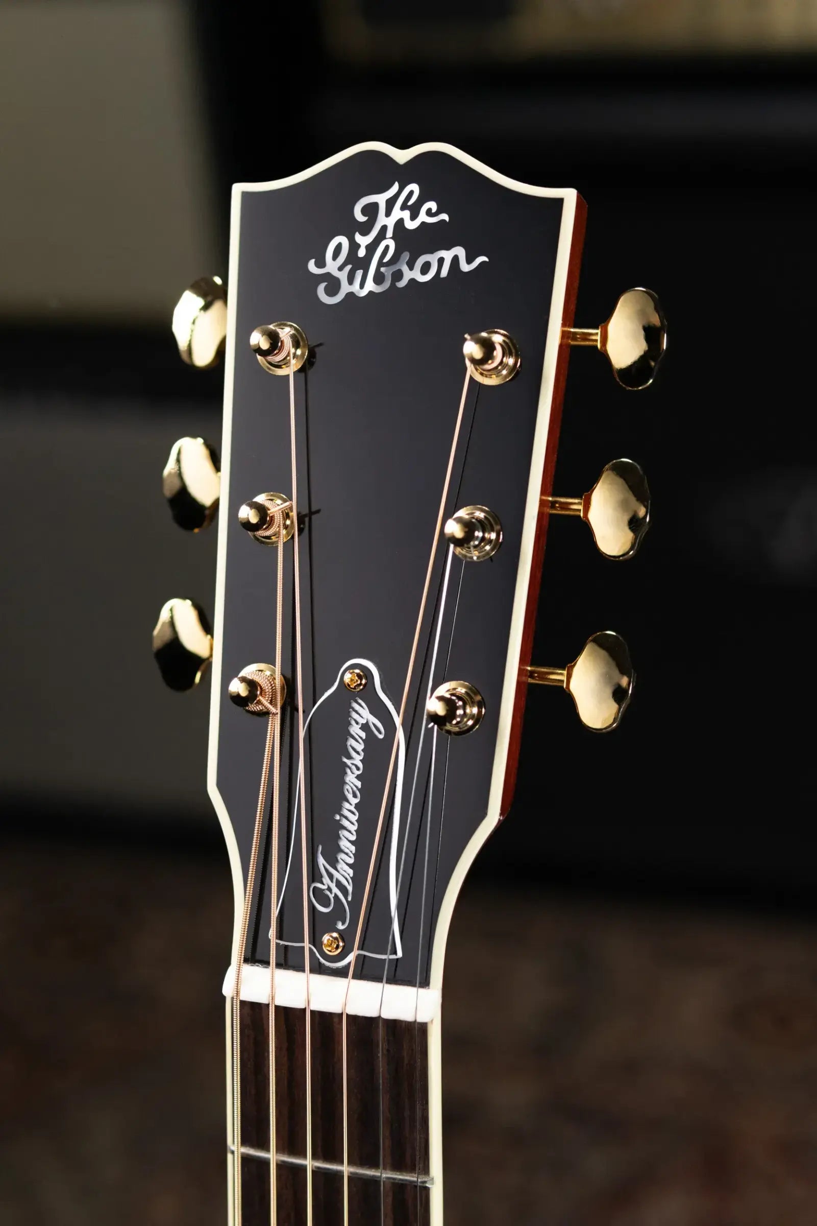 Gibson Advanced Jumbo Anniversary Limited Edition Acoustic/Electric Guitar - Cremona Burst with Hardshell Case